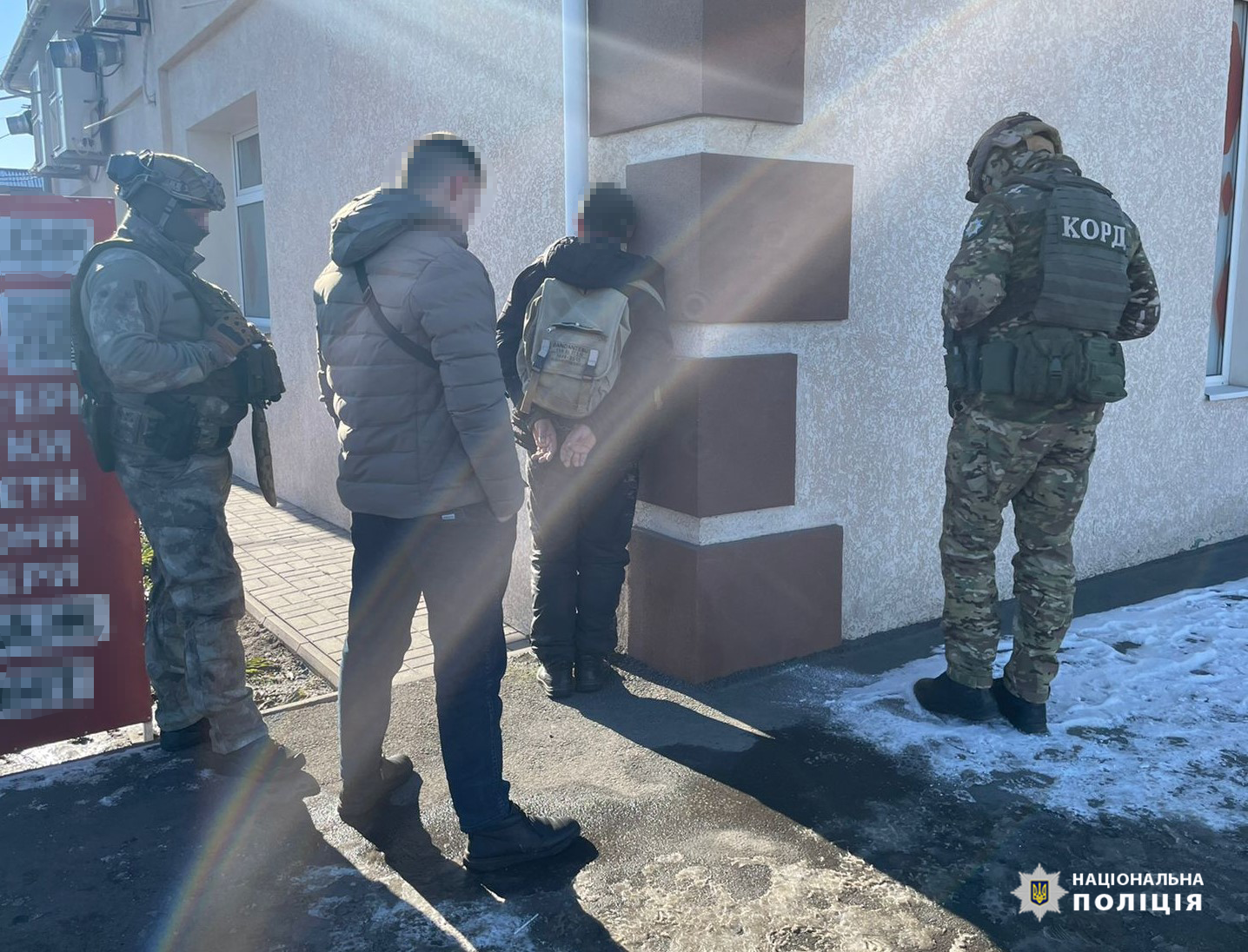 Вінницькі спецпризнaченці зaтримaли нaркодилерa (ФОТО) 