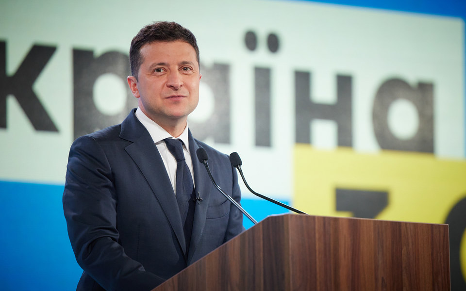 Зеленський допустив проведення референдуму щодо розриву відносин з Донбасом
