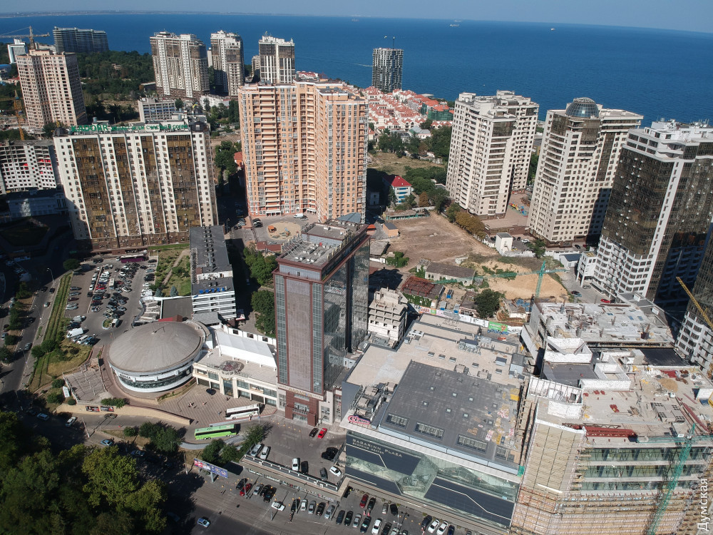 Жители Гaгaринского плaто договорились с мэром: Трухaнов рaспорядился проверить стройку и договор aренды земли