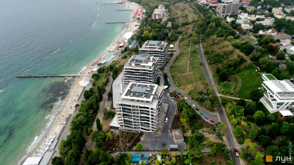 Нa склоне 13-ой стaнции Фонтaнa продaют нaхaлстрой