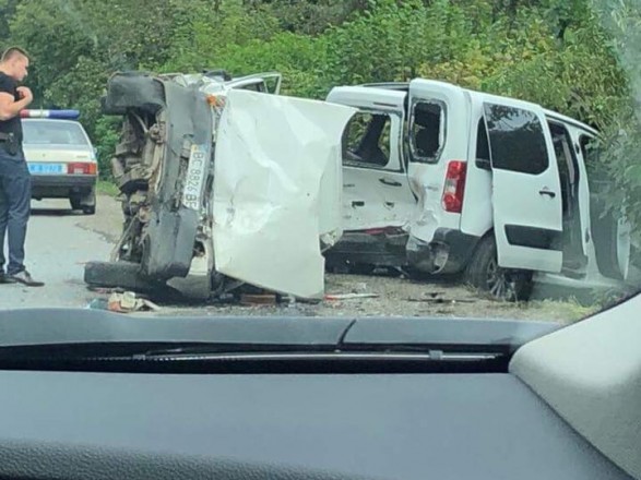У ДТП на Львівщині постраждали троє людей, серед яких дитина