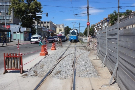 Вулицю Замостянську перекрили на декілька місяців