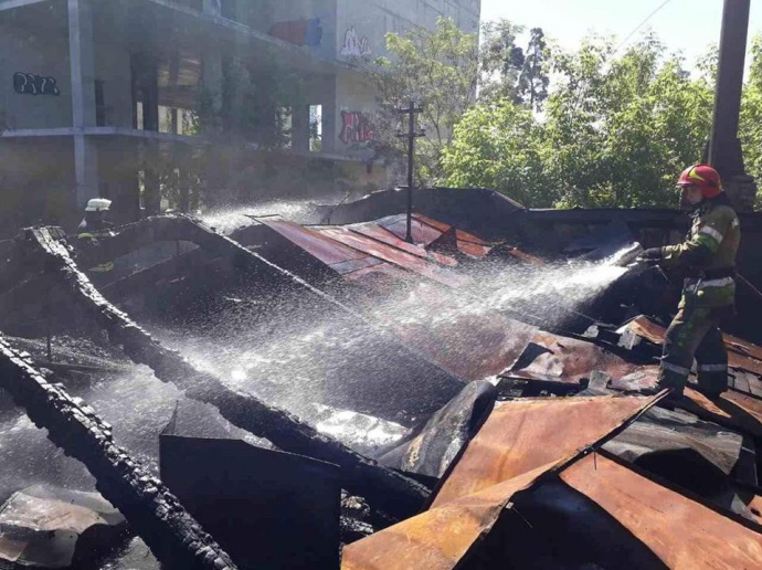 У Києві горіла будівля кінотеатру