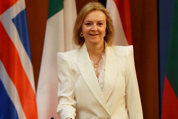 Зеленський провів телефонну розмову з новою очільницею уряду Великої Британії 