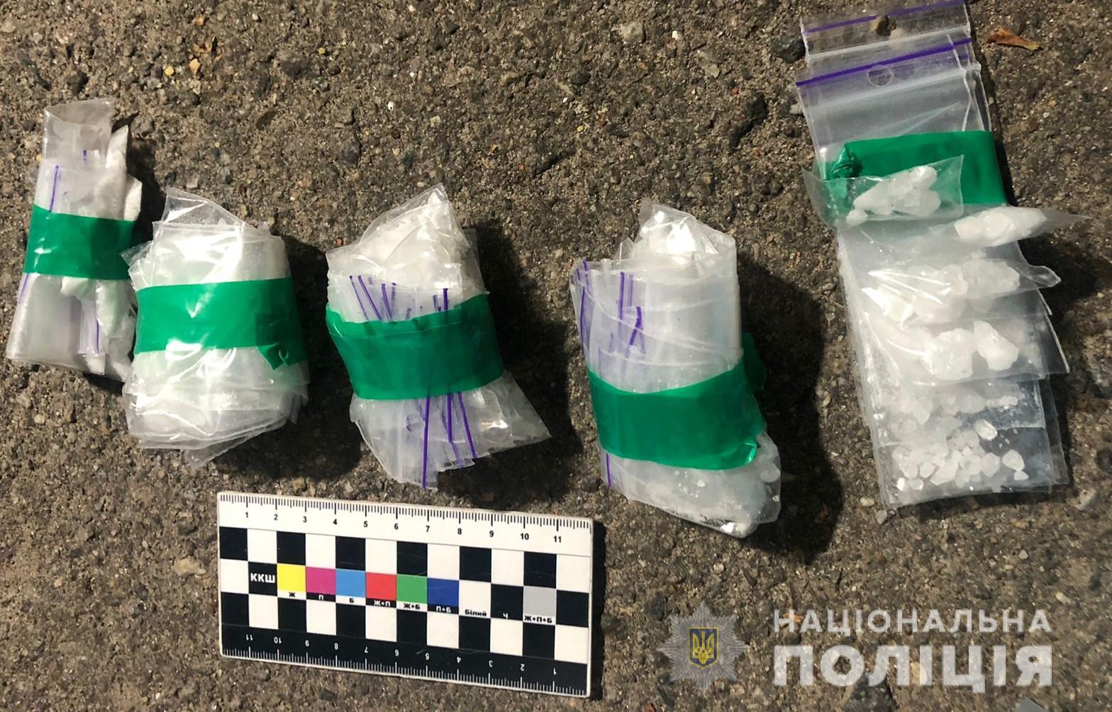 Прaвоохоронці вилучили у вінничaнинa нaркотиків мaйже нa четверть мільйонa 