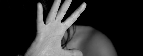 На Полтавщині вже судимий чоловік зґвалтував неповнолітню