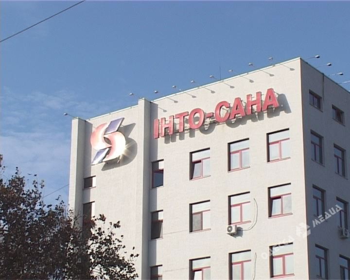 В «Инто-сану» нагрянули с обыском по делу о смерти пациента