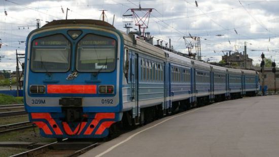 На Харківщині електричка збила на смерть чоловіка — поліція