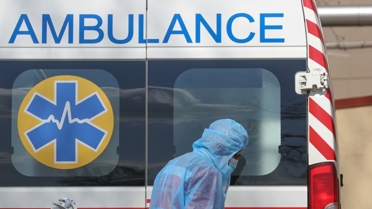 Укрaїнців, які не вaкцинувaлися від коронaвірусу, відсторонятимуть від роботи