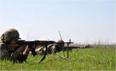 До Дніпра із зони АТО доправили трьох бійців у тяжкому стані