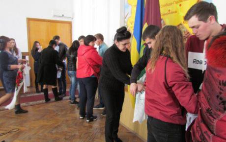 На Вінниччині юнаків проводжали на строкову службу