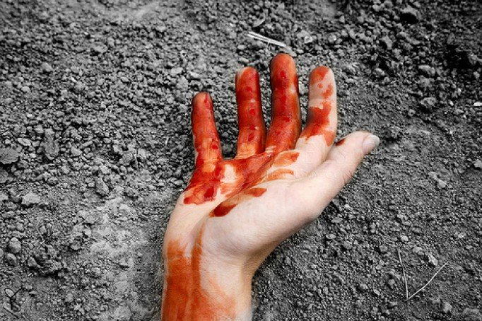 На Запоріжжі чоловік скоїв самогубство після жорстокого вбивства дружини