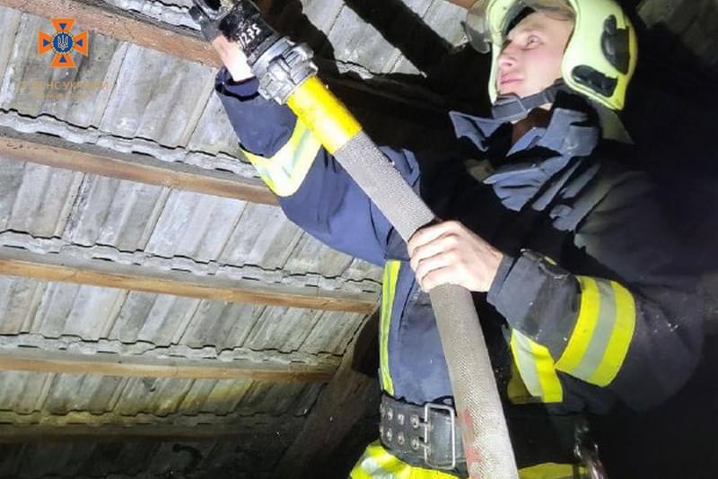 На Вінниччині за добу рятувальники ліквідували три пожежі у житловому секторі 