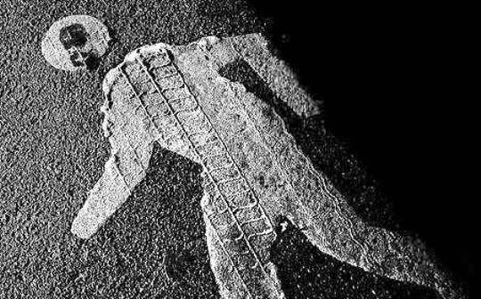 У Львові жінка під час ДТП потрапила під мікроавтобус