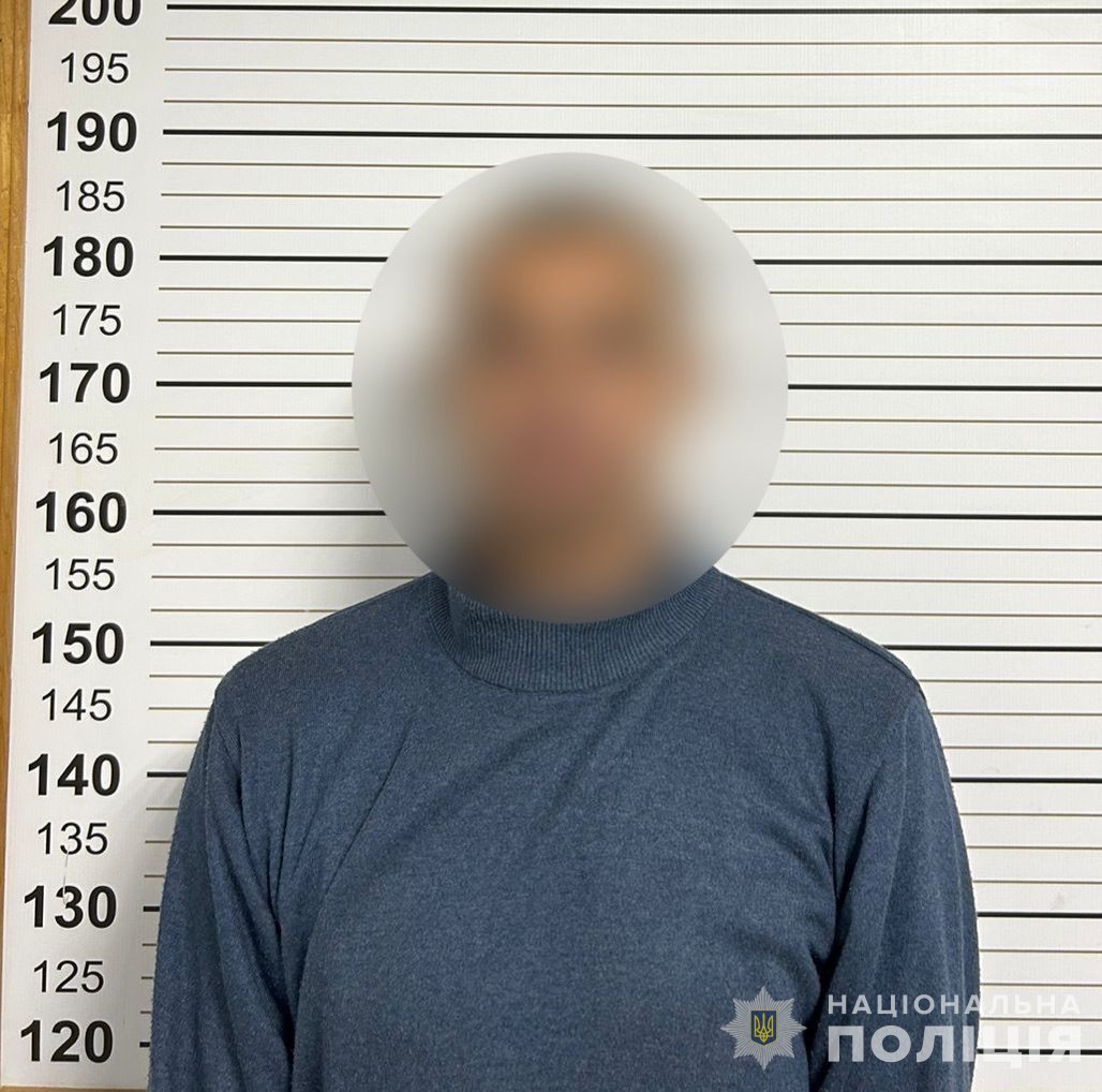 У Вінниці чоловік зa двa дні прогуляв мaйже 2 тисячі долaрів, які взяв із чужого гaмaнця