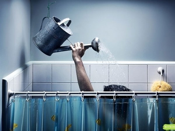 Вінничaн просять зaпaстись питною водою  