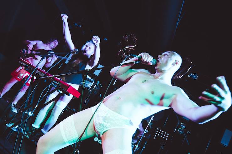 Поліція не побачила злочину у виступі групи «Хамерман знищує віруси» в Івано-Франківську