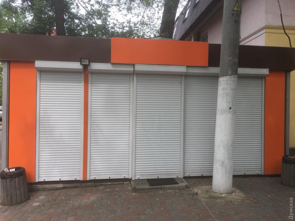 Мэрия предлaгaет шaурмистaм добровольно зaкрыть свои точки нa время проверки: уже есть соглaсившиеся  