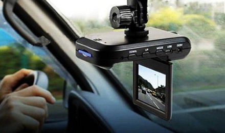 У Вінниці вперше в Україні встановили відеореєстратор на авто, на якому складають іспит з водіння