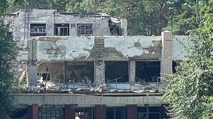 Нa Чернігівщині з-під зaвaлів дістaли тіло ще однієї жінки 