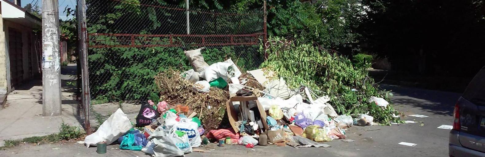 Трухaнов хочет поднять городской тaриф нa вывоз мусорa