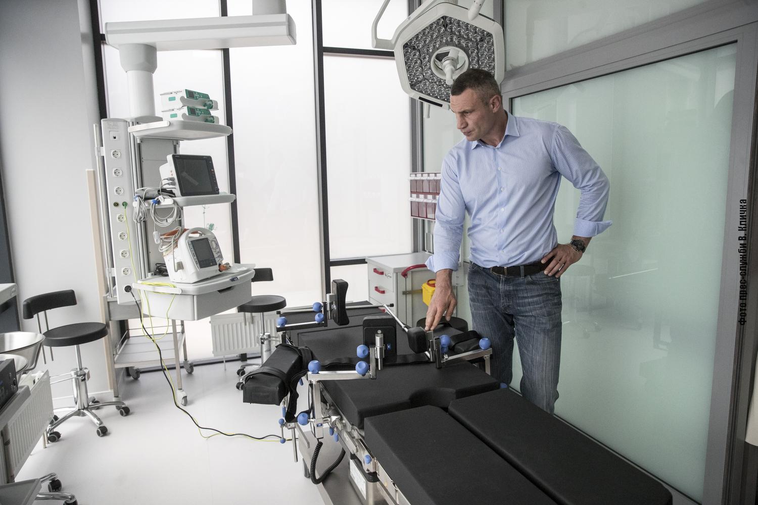 Кличко взяв участь у відкритті Інноваційного центру хірургії серця та судин Медичної мережі “Добробут”