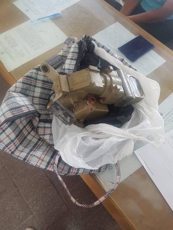 На Харківщині затримали жінку, яка везла окупантам прилад для танків