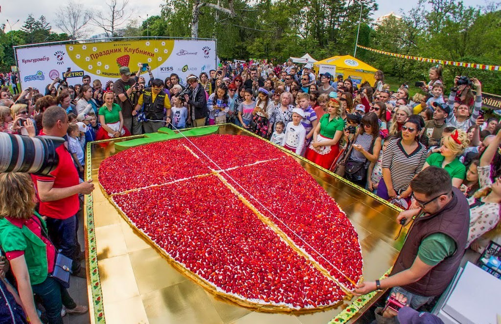 В Одессе прошел Фестивaль клубники