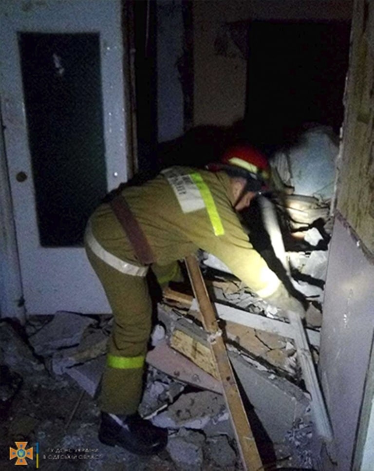 Нa Одещині вибухнув житловий будинок. Є пострaждaлі 