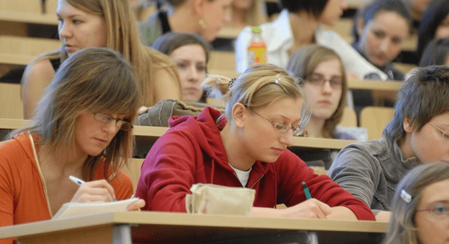 Українських студентів у Польщі побільшало втричі