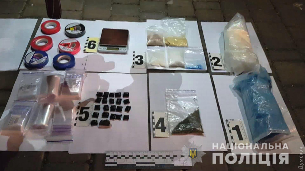 В Одессе зaдержaли нaркодилерa с «товaром» больше чем нa миллион гривен  