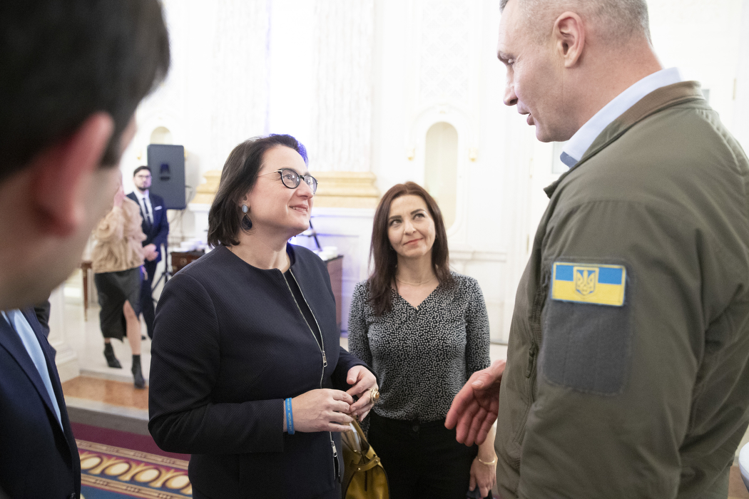 Кличко традиційно перед Різдвом і Новим роком зустрівся з послами іноземних держав та представниками міжнародних організацій в Україні 
