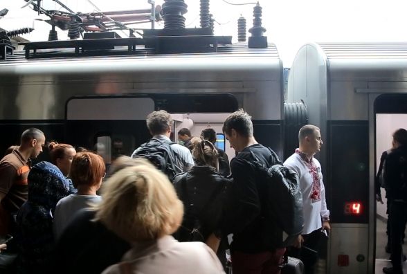 Всі квитки продані. Як їхали в Польщу пасажири першого рейсу «Інтерсіті+»