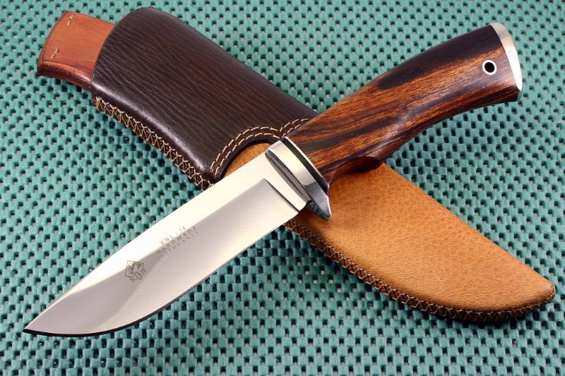 У Миколаєві нападник зарізав чоловіка посеред вулиці (Відео)