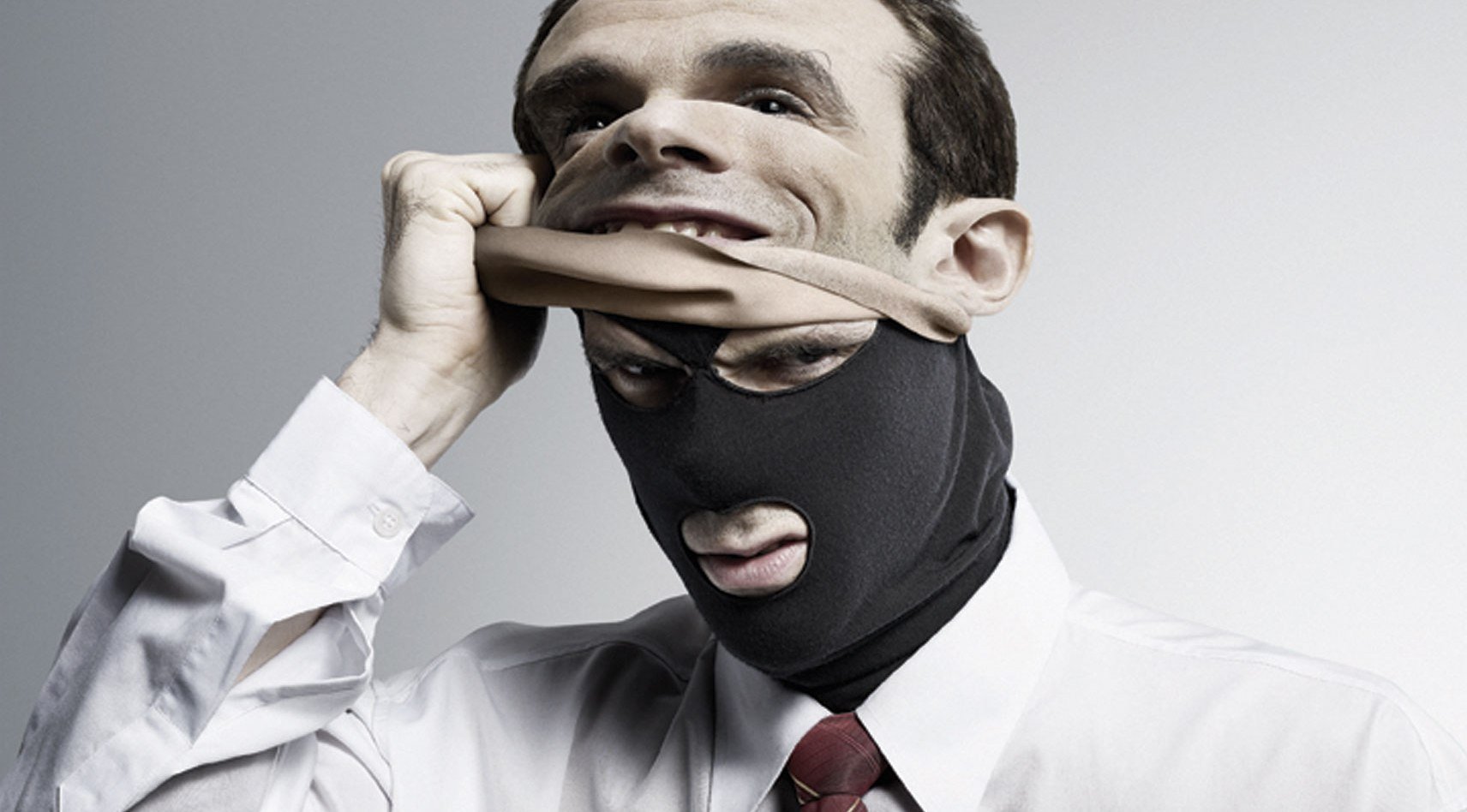 У Львові шахрай ошукав людей на суму близько двох мільйонів гривень