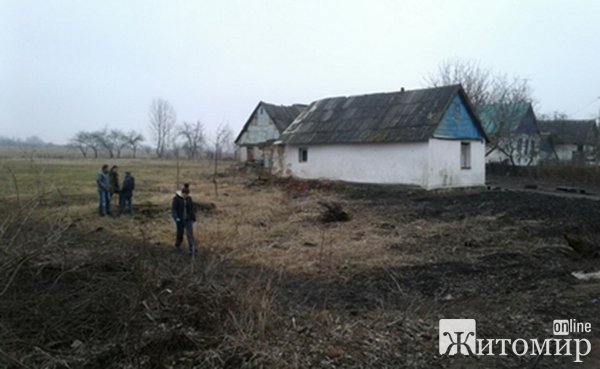 На Житомирщині мати викинула у криницю немовля: дитину знайшли через півроку