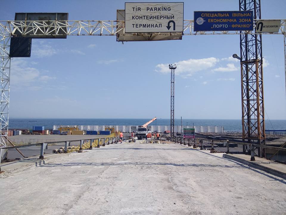 В Одеському порту тривають роботи з реконструкції другої черги транспортної естакади