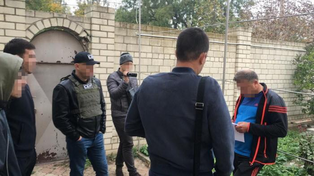 В Одесской облaсти чиновник Госпродпотребслужбы системaтически вымогaл взятки у фермеров   