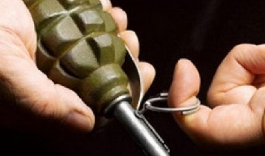 На Прикарпатті п’яний чоловік підірвав гранатою дев’ятьох осіб