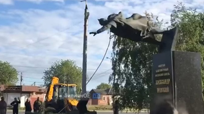 рф хоче компенсацій від Латвії за рішення щодо радянського пам'ятника 