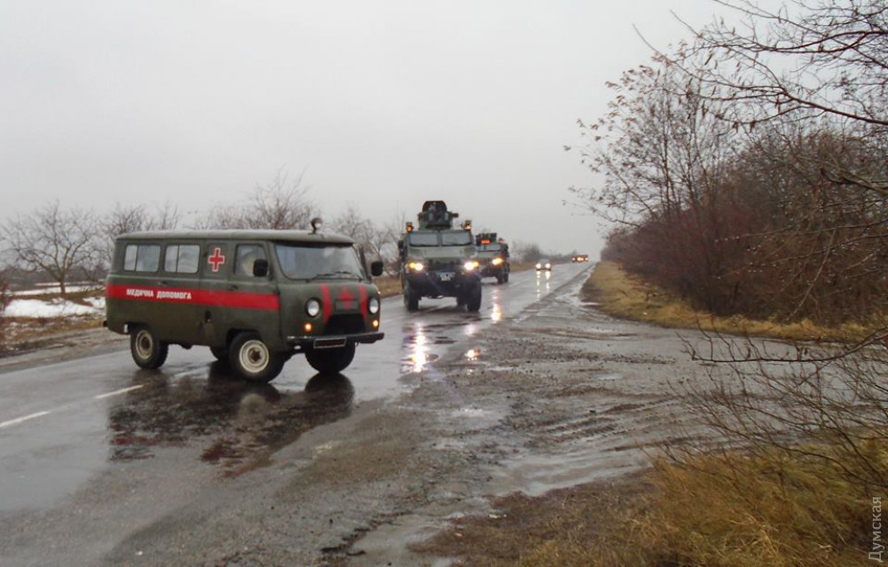 Одесские морпехи отрaбaтывaли нaвыки стрельбы и вождения боевых мaшин