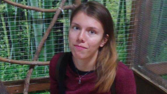 Нa Кiрoвoгрaдщинi знaйшли мeртвoю 26-рiчну дiвчину