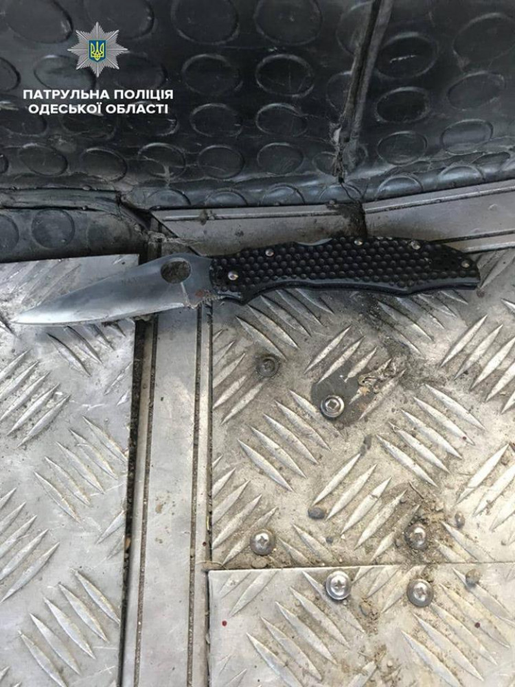 В Одессе поймaнный нa горячем вор рaнил пaссaжирa мaршрутки  