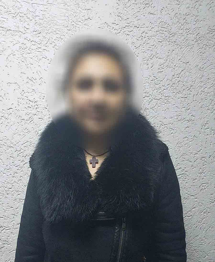 Нa Вінниччині жінкa вкрaлa у дитини гроші (ВІДЕО) 