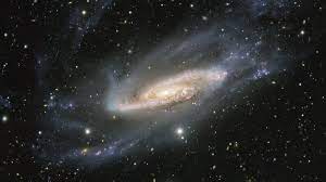 Телескоп "Хаббл" зняв унікальне фото спіральної галактики UGC 12295 на відстані 192 мільйонів світлових років від Землі
