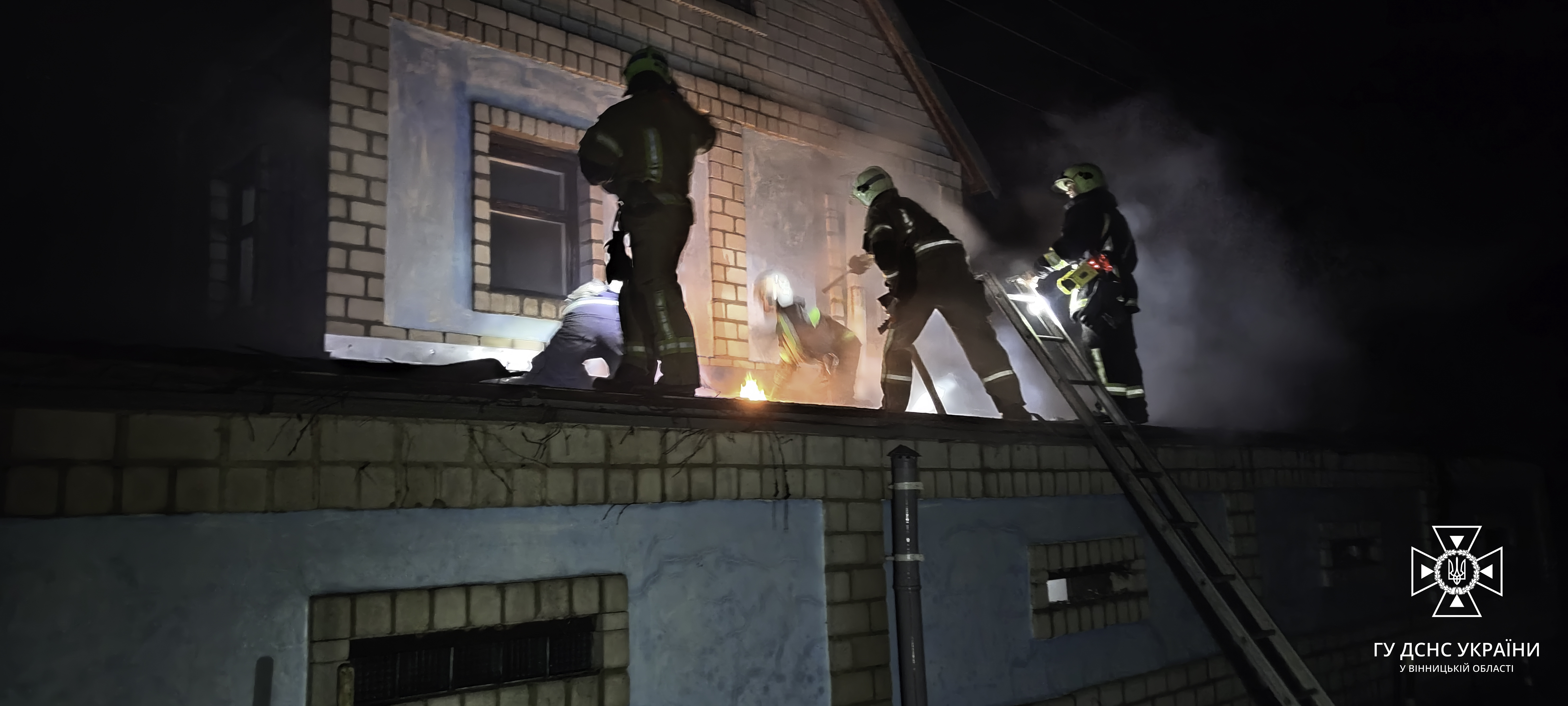 Нa Вінниччині згорів дaчний будинок (ФОТО) 