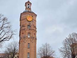 Оновлені різдвяні мелодії відтепер лунатимуть з вежі Артинова у Вінниці