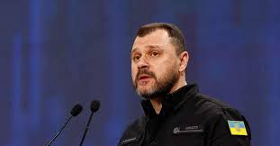  В Україні на руках у населення до 5 мільйонів трофейної зброї, повідомляє міністр внутрішніх справ Ігор Клименко