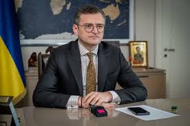 Міністерство закордонних справ України розробляє стратегію підтримки українців за кордоном, заявив Дмитро Кулеба.