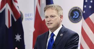 Міністр оборони Великої Британії закликає нейтральні країни вступити до НАТО через загрози з боку росії